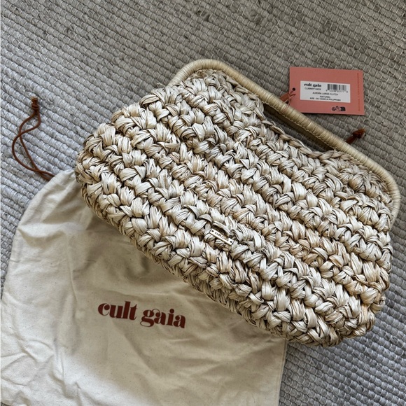 cult gaia Handbags - NWT Cult Gaia Aurora Clutch